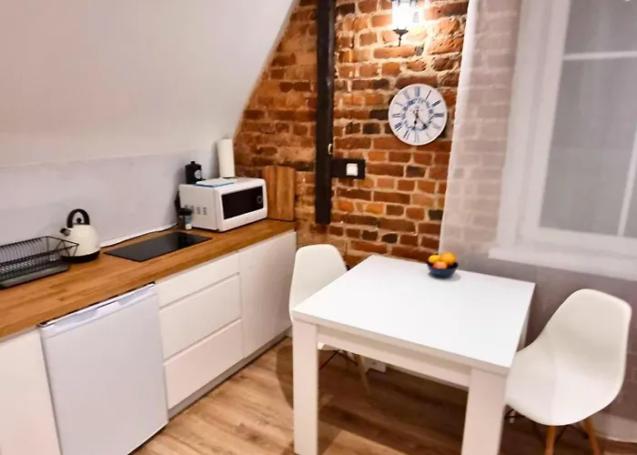 アパート W Rynku ブンツラウ